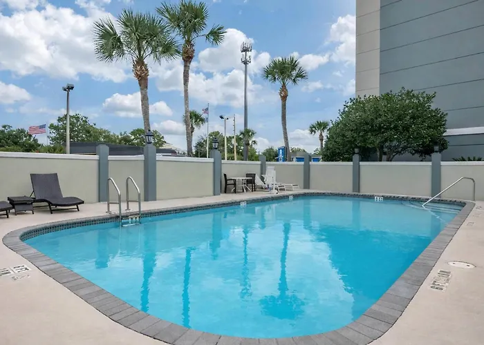 Comfort Suites Baymeadows Near Butler Blvd Jacksonville